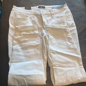 Limited Skinny Jeans